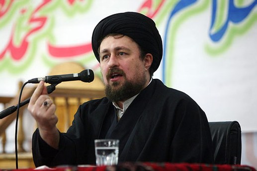 یادگار امام : شهید ، سیر و سلوک را در یک گام طی می کند/فرزند امام از اولین شهدای مسیر انقلاب است