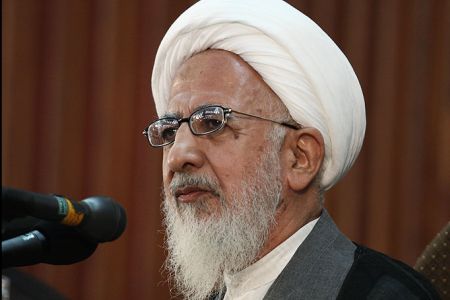 شیطان تا انسان را آتش نزند دست بردار نیست