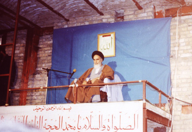 تاثیر خطبه امام حسین(ع) در روز عاشورا بر سخنرانی های امام خمینی