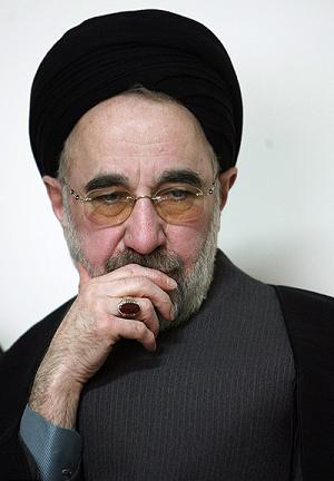 ایشان مفتخر به سالها تلاش فرهنگی،اجتماعی و تربیت فرزندعزیزش،شهیدحسن خلیلی بود