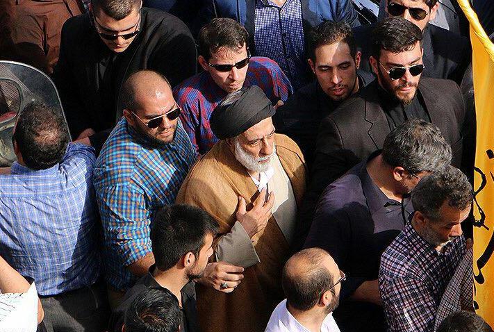 حضور دبیرکل مجمع نیروهای خط امام در تشیع شهدای خط شکن غواص