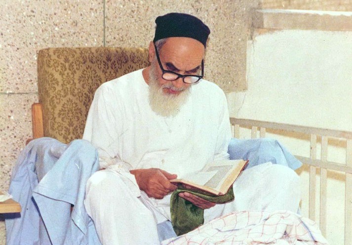 نقش «زمان» و «مکان» در فقه سنتی پویا / نواندیشی حضرت امام(ره) سرچشمه تحولات فقهی گسترده‌ای شد
